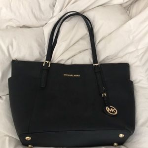 Micheal kors bag